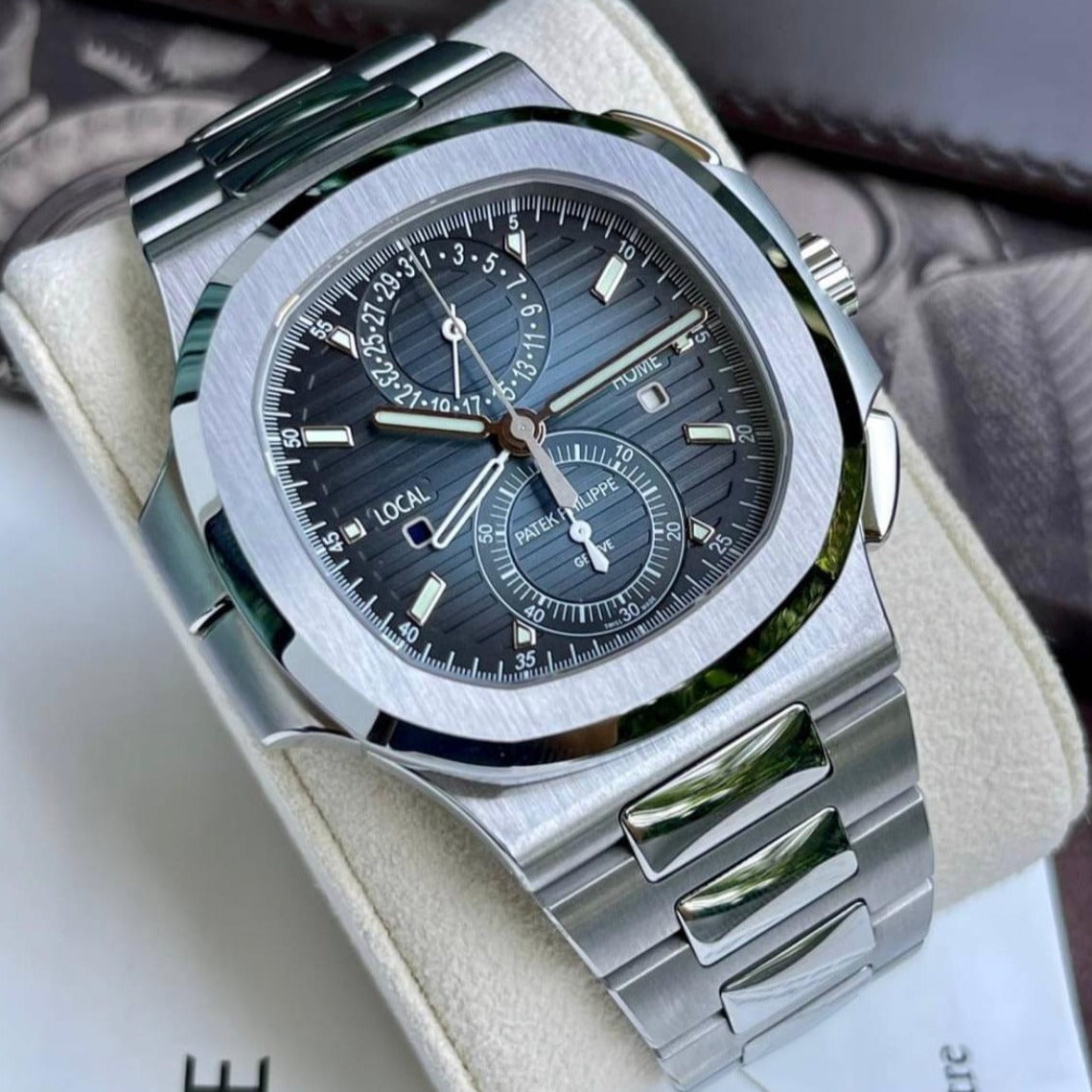 Patek Nautilus Automatique 5990A