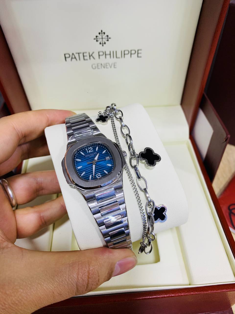 Montre Patek Fond Bleu Pour femme