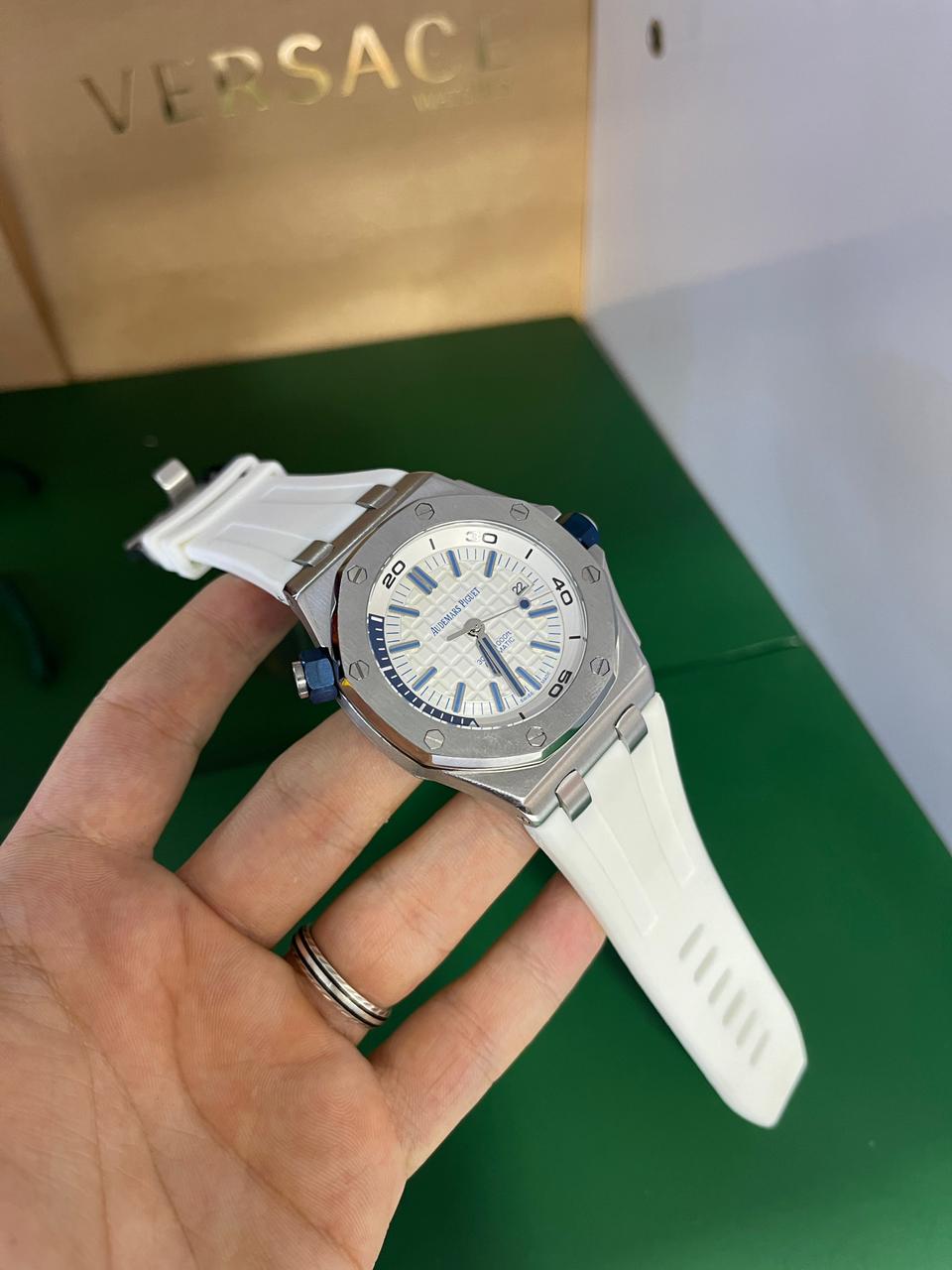 Audemars Offshore Diver 44 mm Blanche